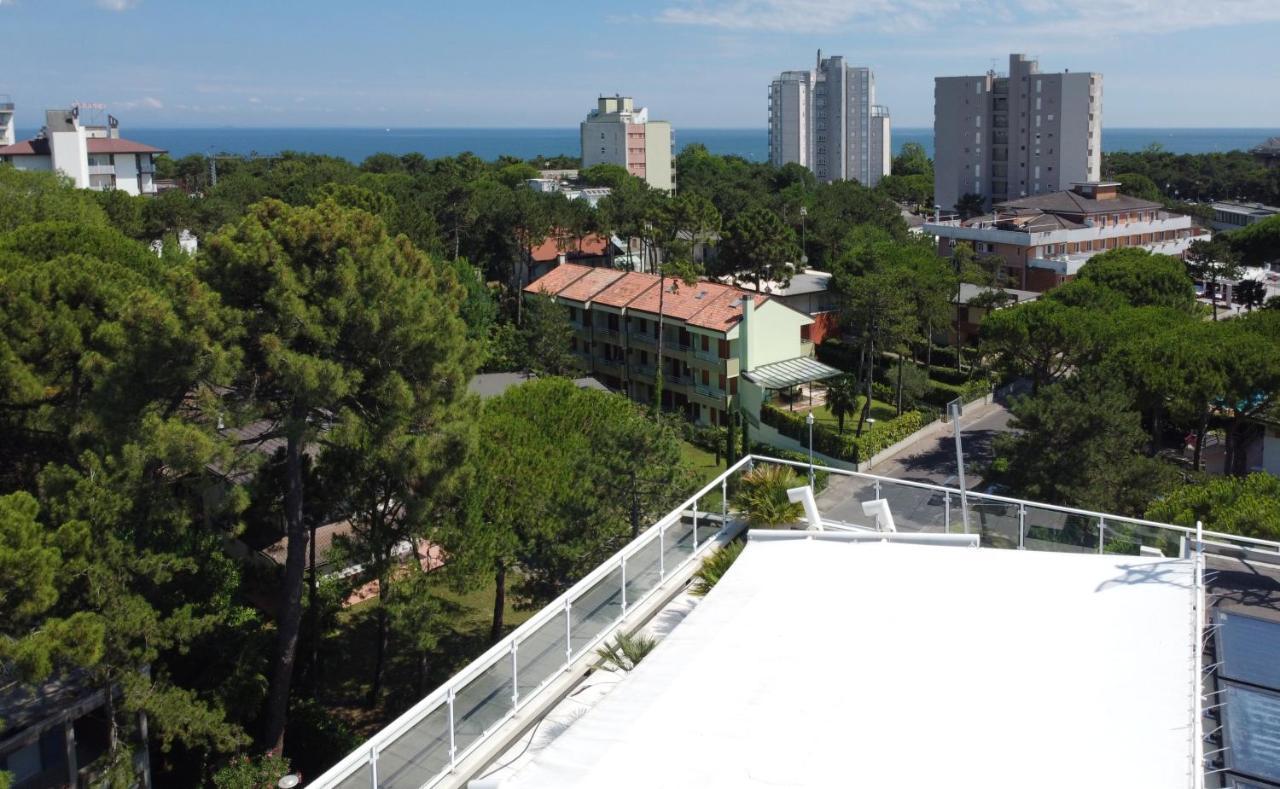 Hotel Meuble Nazionale Lignano Sabbiadoro Exterior foto